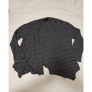 5/$20 This & More Black and White Stripped Light Weight Juniors Cardigan Size L